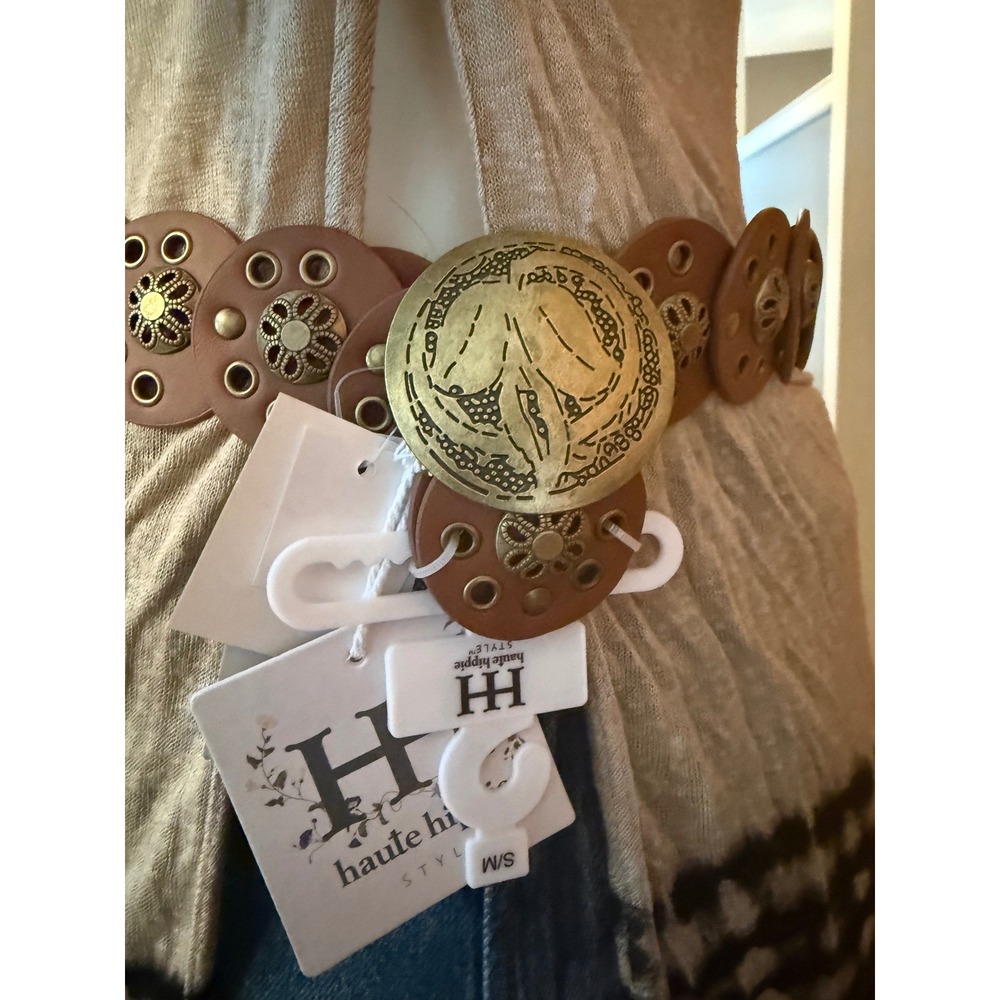 Haute Hippie Style Medallion Disc Belt Cognac Brown Boho Western Grommet New - Picture 7 of 7
